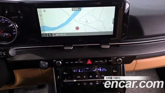 Kia Carnival 2023 — Photo 14/20