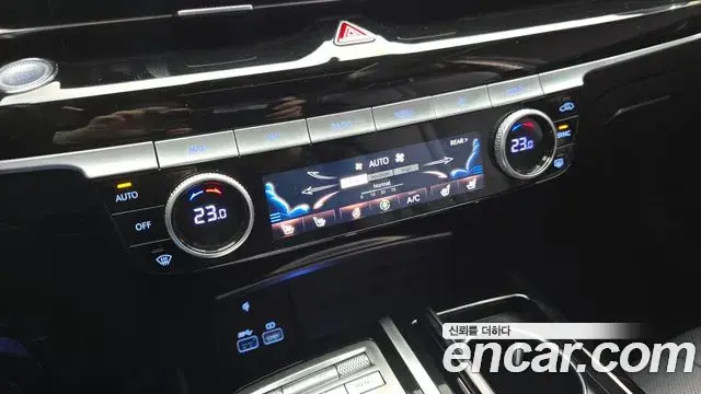 Genesis G80 2021 — Şəkil 24/33