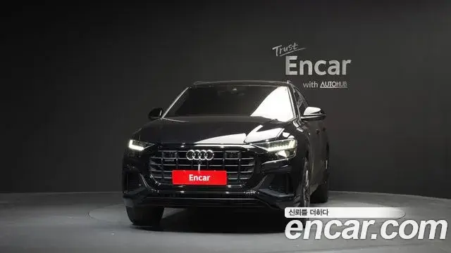 Audi Q8 2021 — ფოტო 4/34
