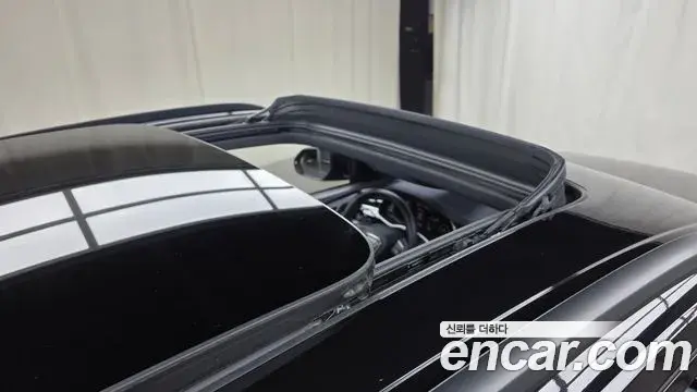Audi Q8 2021 — ფოტო 25/34