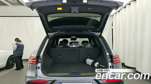 Genesis GV70 2026 — Şəkil 18/38