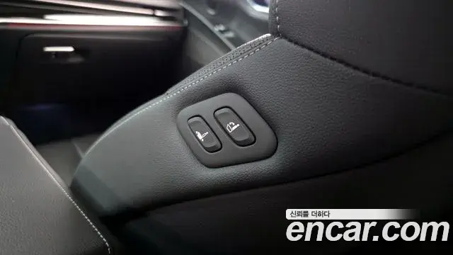 Genesis G80 2021 — Photo 1/30