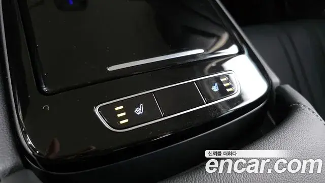 Genesis G80 2021 — Photo 29/30
