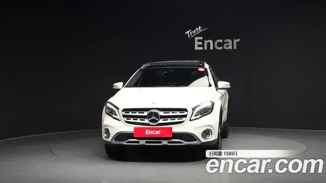 Mercedes-Benz GLA-Class 2018 — Фото 3/20