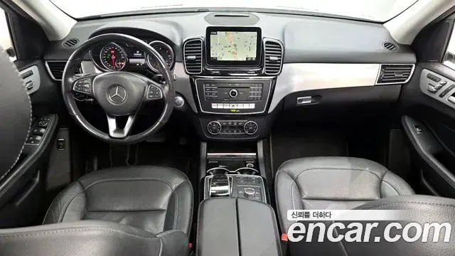 Mercedes-Benz GLE-Class 2018 — Фото 7/20