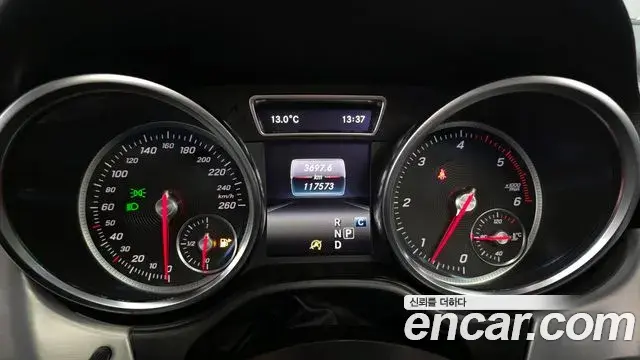 Mercedes-Benz GLE-Class 2018 — Фото 8/20
