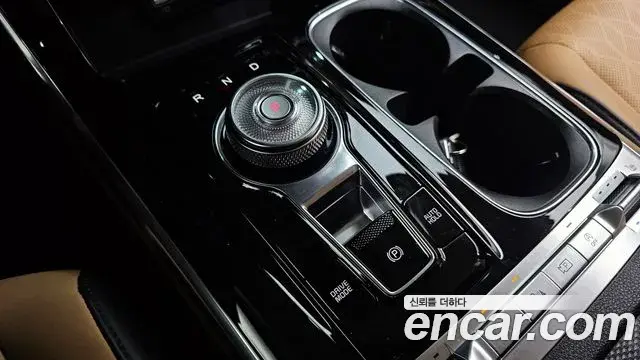 Kia Carnival 2021 — Фото 9/20