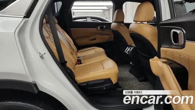 Kia Sorento 2020 — Фото 12/20