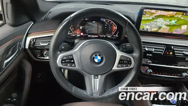 BMW 5 Series 2020 — ფოტო 3/32