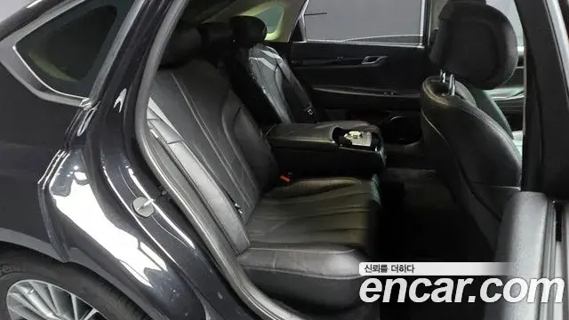 Genesis G80 2023 — ფოტო 3/20