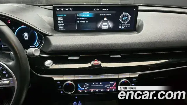 Genesis G80 2023 — ფოტო 14/20