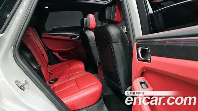 Porsche Macan 2021 — Şəkil 5/30