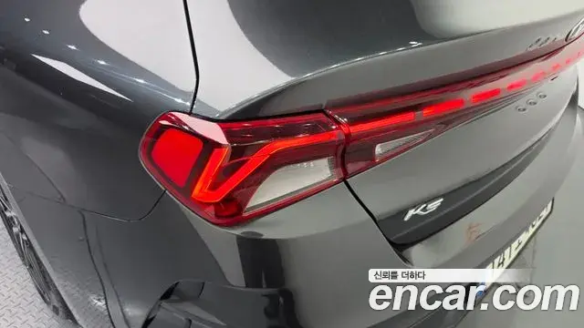 Kia K5 2021 — ფოტო 20/30