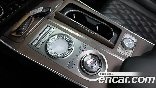 Genesis GV80 2020 — Фото 9/20