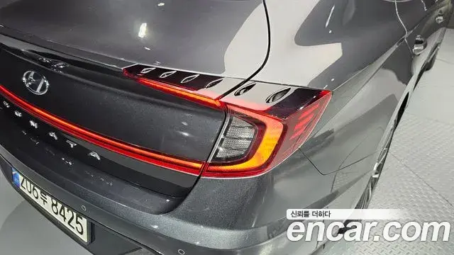 Hyundai Sonata Hybrid 2023 — Şəkil 1/30