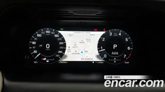 Land Rover Discovery Sport 2022 — Photo 1/31