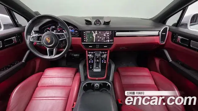Porsche Cayenne 2023 — Şəkil 17/30