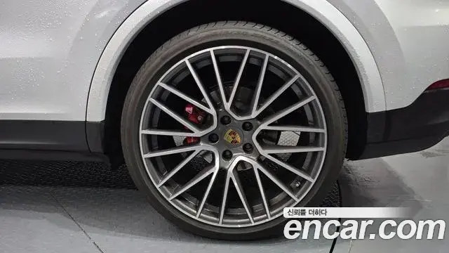 Porsche Cayenne 2023 — Şəkil 4/30