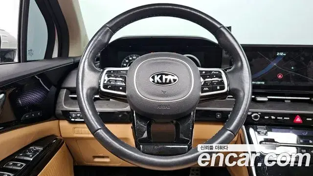 Kia Carnival 2021 — Фото 13/20