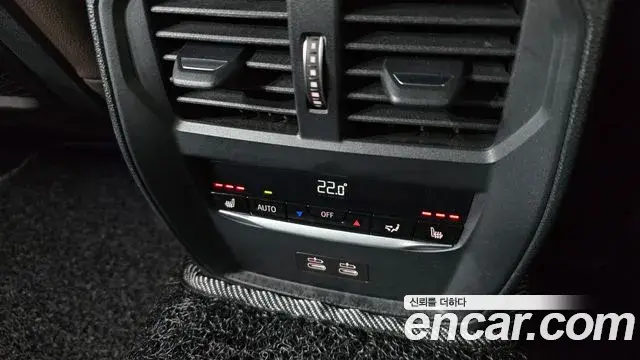 BMW 3 Series 2022 — ფოტო 20/31