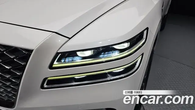 Genesis GV80 2020 — Photo 14/30