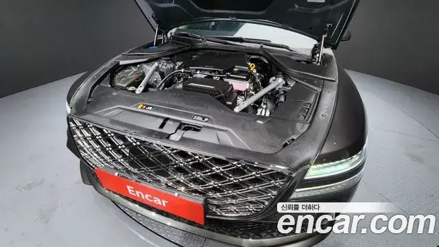 Genesis G80 2025 — Şəkil 19/20