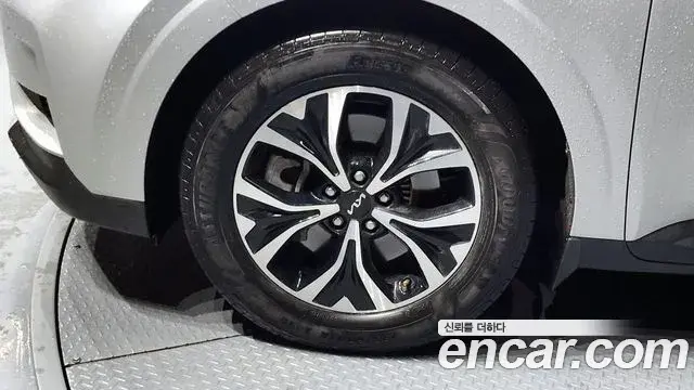 Kia Carnival 2022 — Фото 5/20