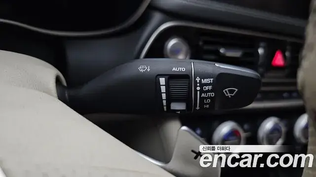 Genesis G70 2019 — Şəkil 17/32