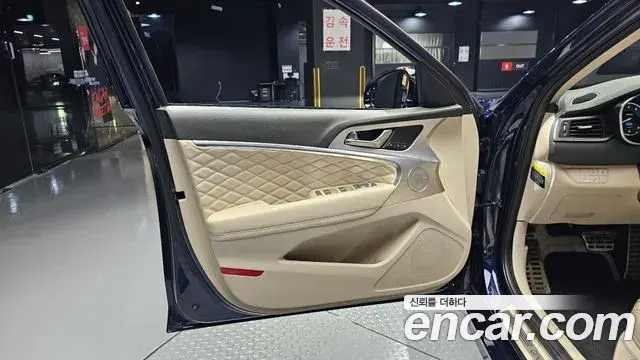 Genesis G70 2019 — Şəkil 8/32
