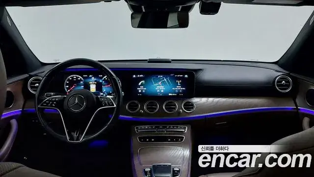 Mercedes-Benz E-Class 2020 — ფოტო 10/20