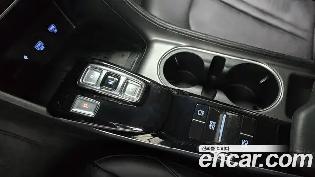 Hyundai Sonata Hybrid 2021 — ფოტო 29/31