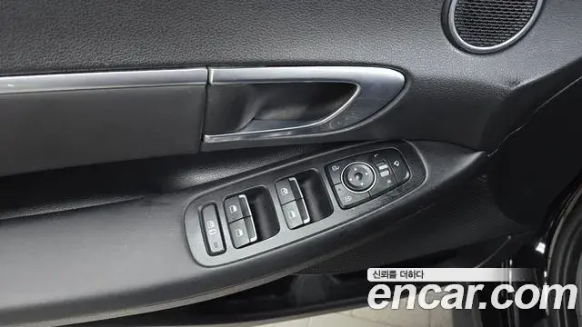 Hyundai Sonata Hybrid 2021 — ფოტო 19/31