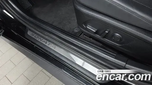 Hyundai Sonata Hybrid 2021 — ფოტო 17/31