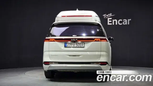 Kia Carnival 2022 — Фото 4/20