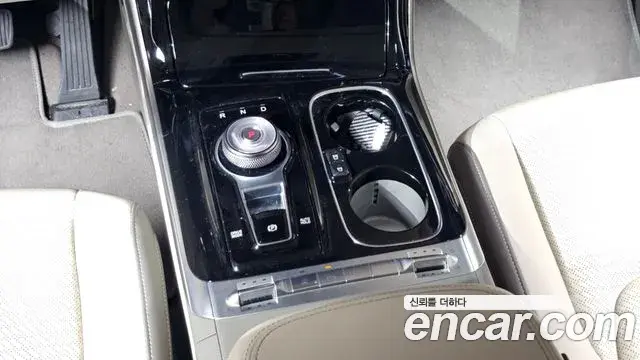 Kia Carnival 2022 — Фото 9/20