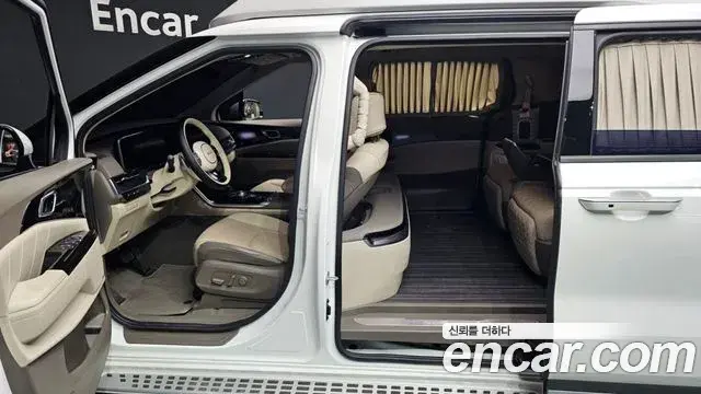 Kia Carnival 2022 — Фото 10/20