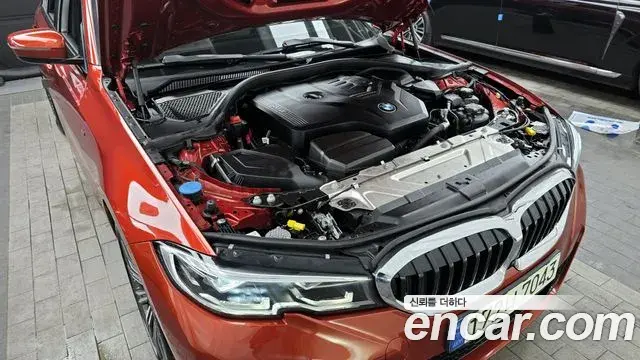 BMW 3 Series 2021 — Şəkil 28/35