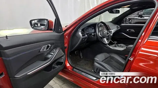 BMW 3 Series 2021 — Şəkil 23/35