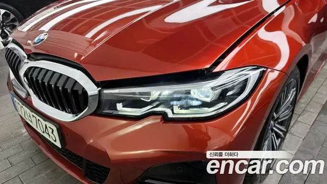 BMW 3 Series 2021 — Şəkil 13/35