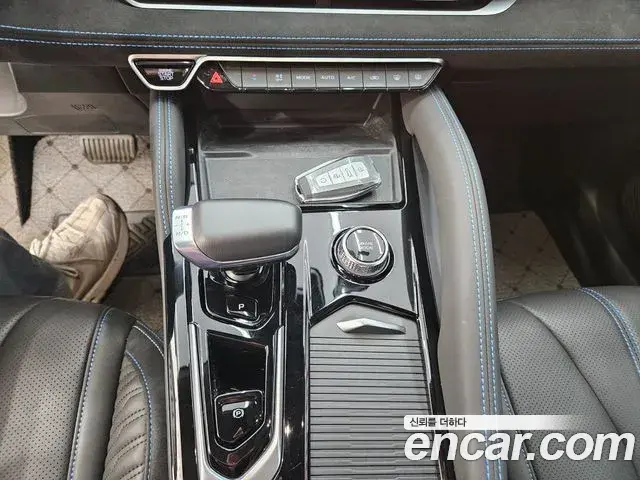 Renault Samsung Grand Koleos 2024 — Фото 14/17
