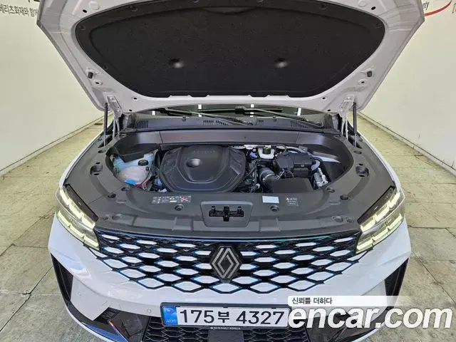 Renault Samsung Grand Koleos 2024 — Фото 15/17
