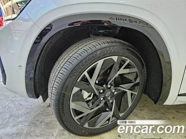 Renault Samsung Grand Koleos 2024 — Фото 16/17