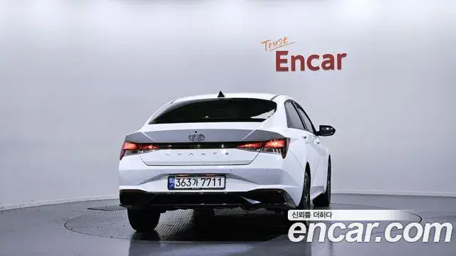 Hyundai The New Avante Hybrid 2023 — ფოტო 14/20