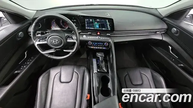 Hyundai The New Avante Hybrid 2023 — ფოტო 9/20