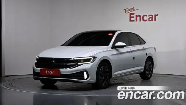 Volkswagen Jetta 2023 — Photo 31/32