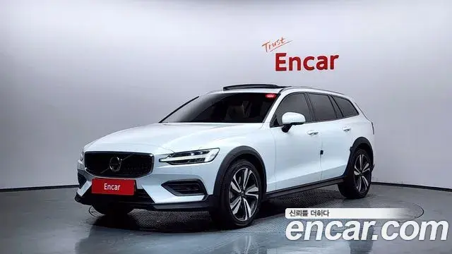 Volvo V60 Cross Country 2020 — Şəkil 16/36