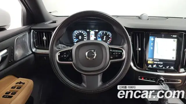 Volvo V60 Cross Country 2020 — Şəkil 29/36