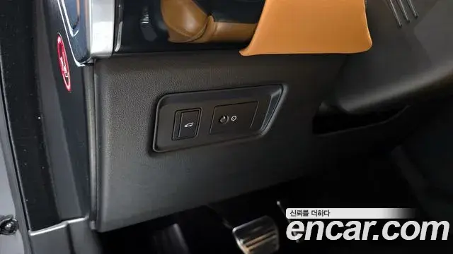 Land Rover Range Rover Sport 2018 — Фото 16/20