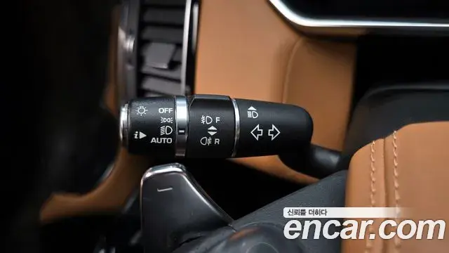 Land Rover Range Rover Sport 2018 — ფოტო 15/33