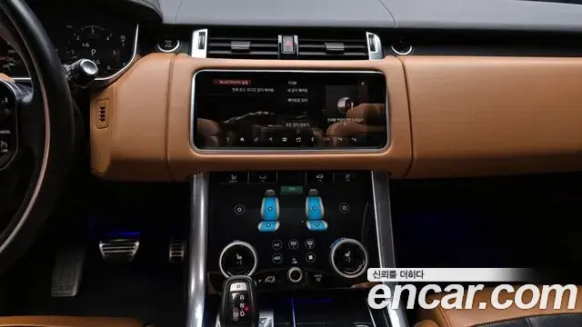 Land Rover Range Rover Sport 2018 — ფოტო 14/33